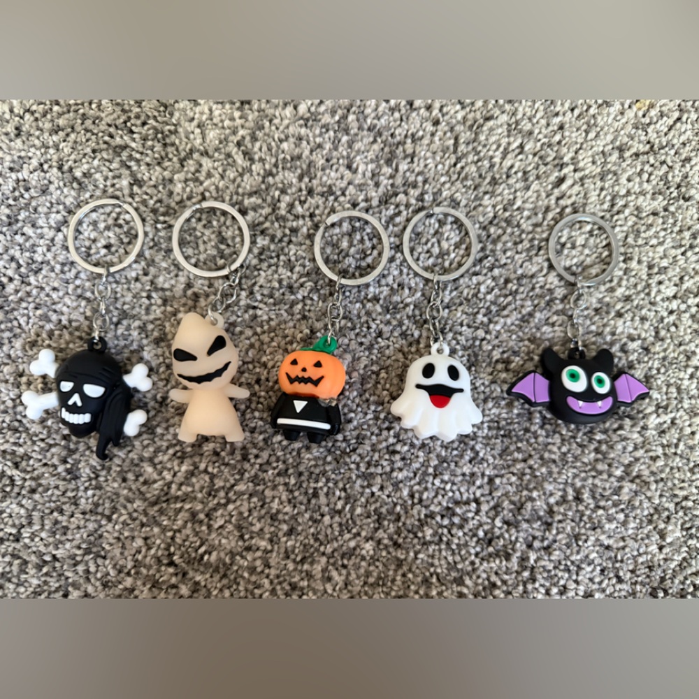 Halloween Character Keychain Set